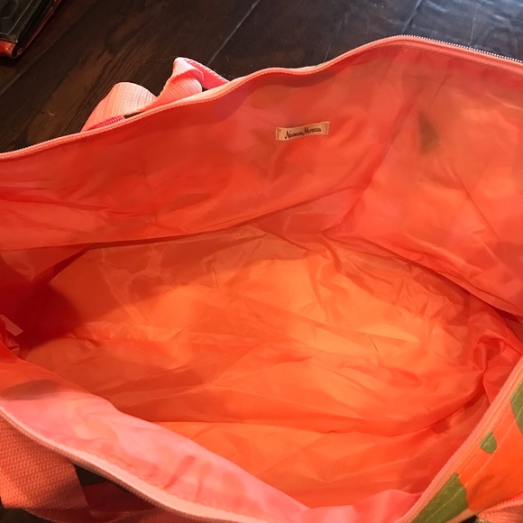 Neiman Marcus large convertible pink camo tote bags - Picture 5 of 5